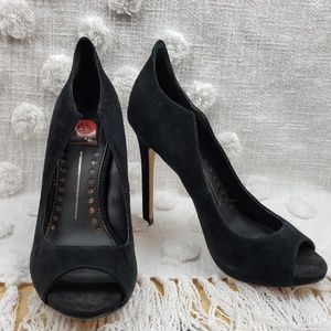 Dolce Vita Isabel Scalloped Peep Toe Heels